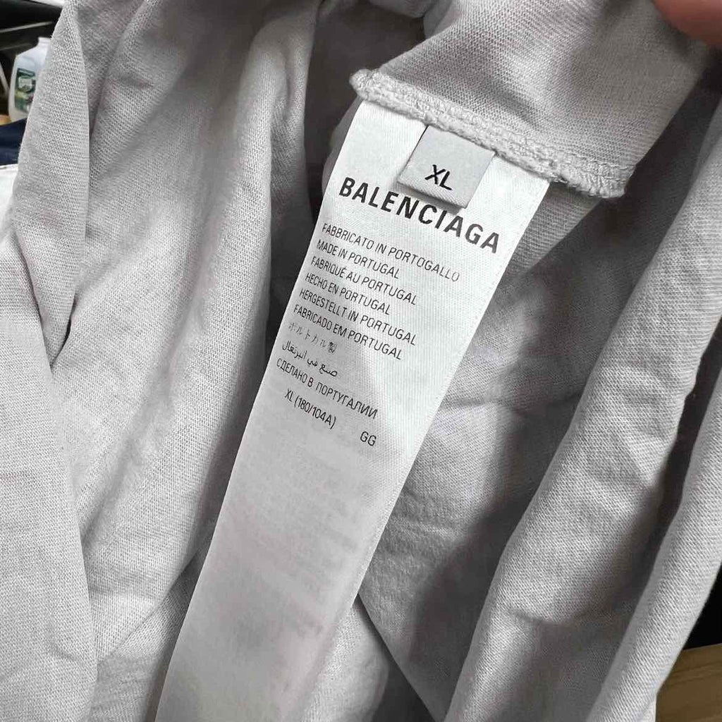 Balenciaga T-Shirt "OVERSIZED" Grey Used Size XL