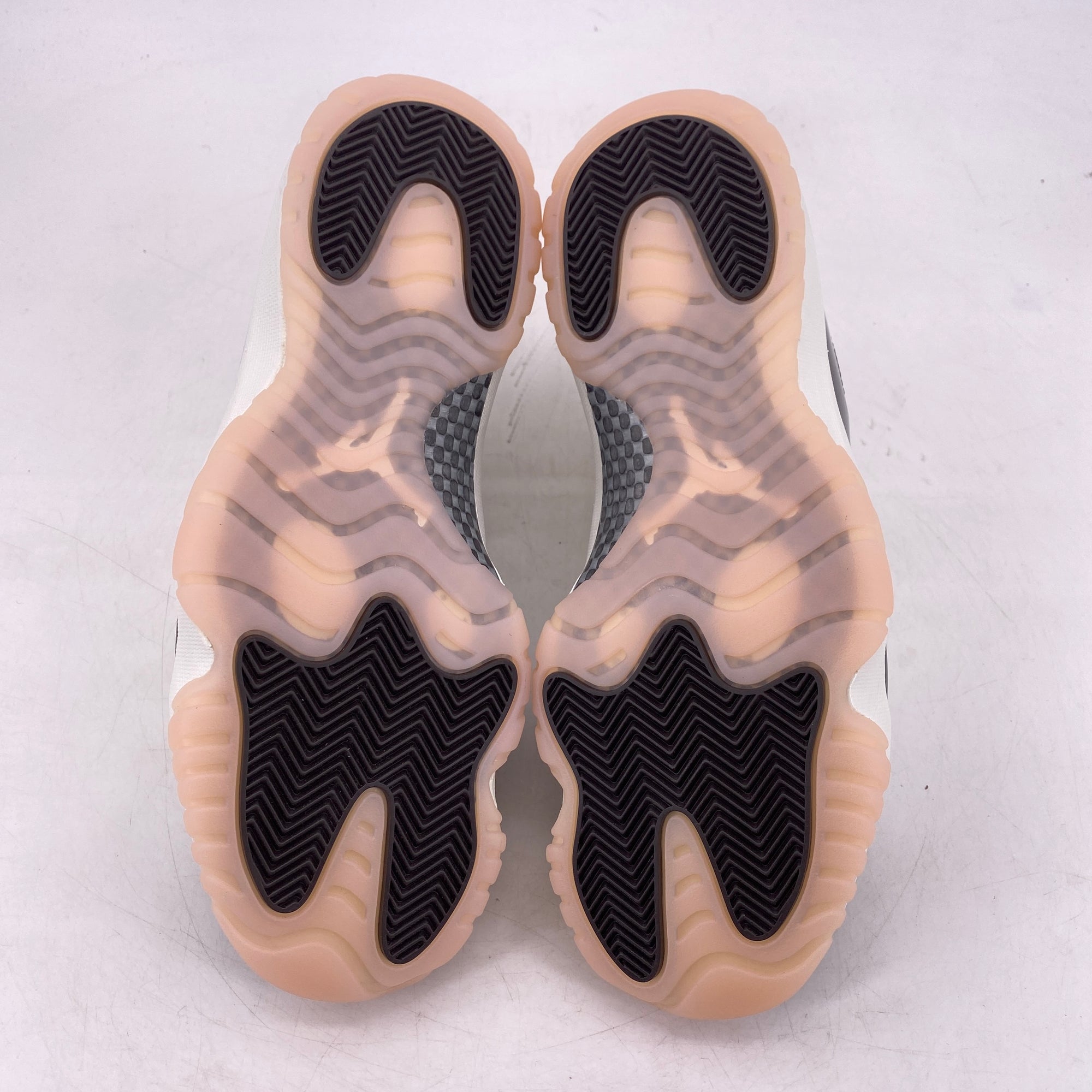 Air Jordan (W) 11 Retro &quot;Neapolitan&quot; 2023 New Size 11.5W