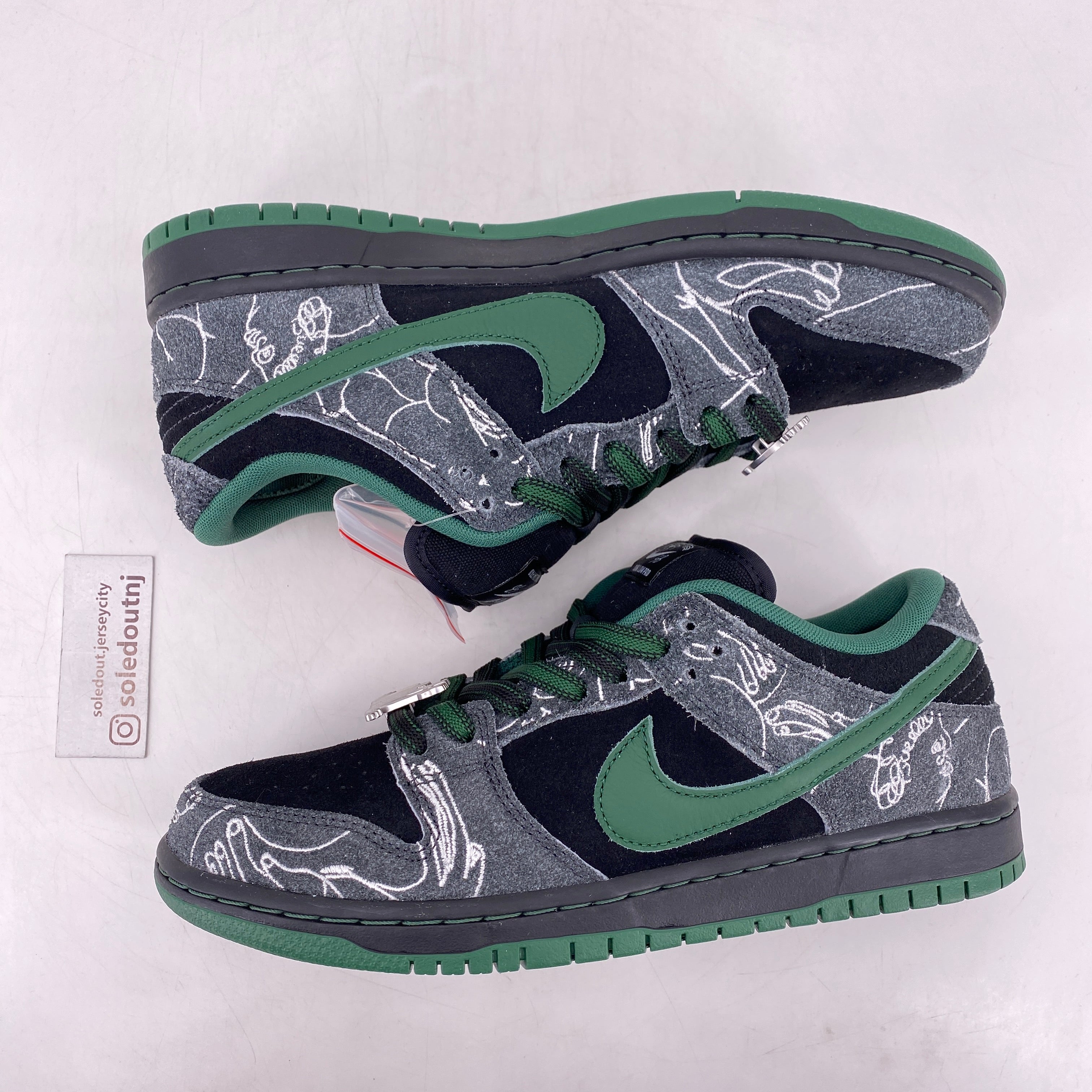 Nike SB Dunk Low There Skateboards