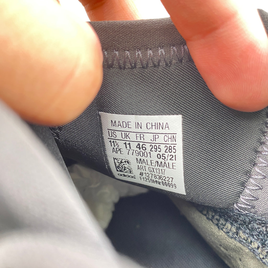 Yeezy QNTM "Onyx" 2021 New Size 11.5