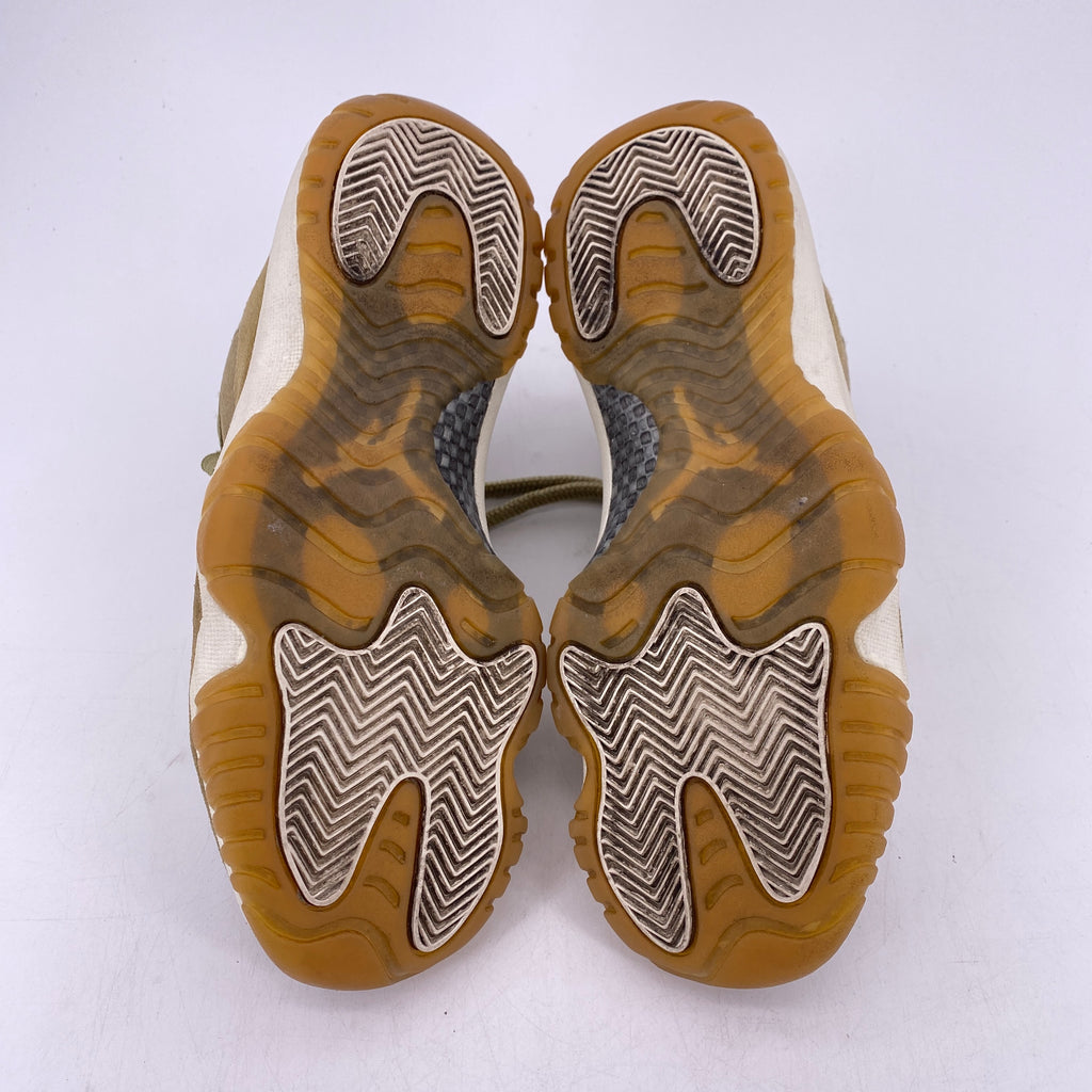 Air Jordan (W) 11 Retro "Neutral Olive" 2018 Used Size 8W