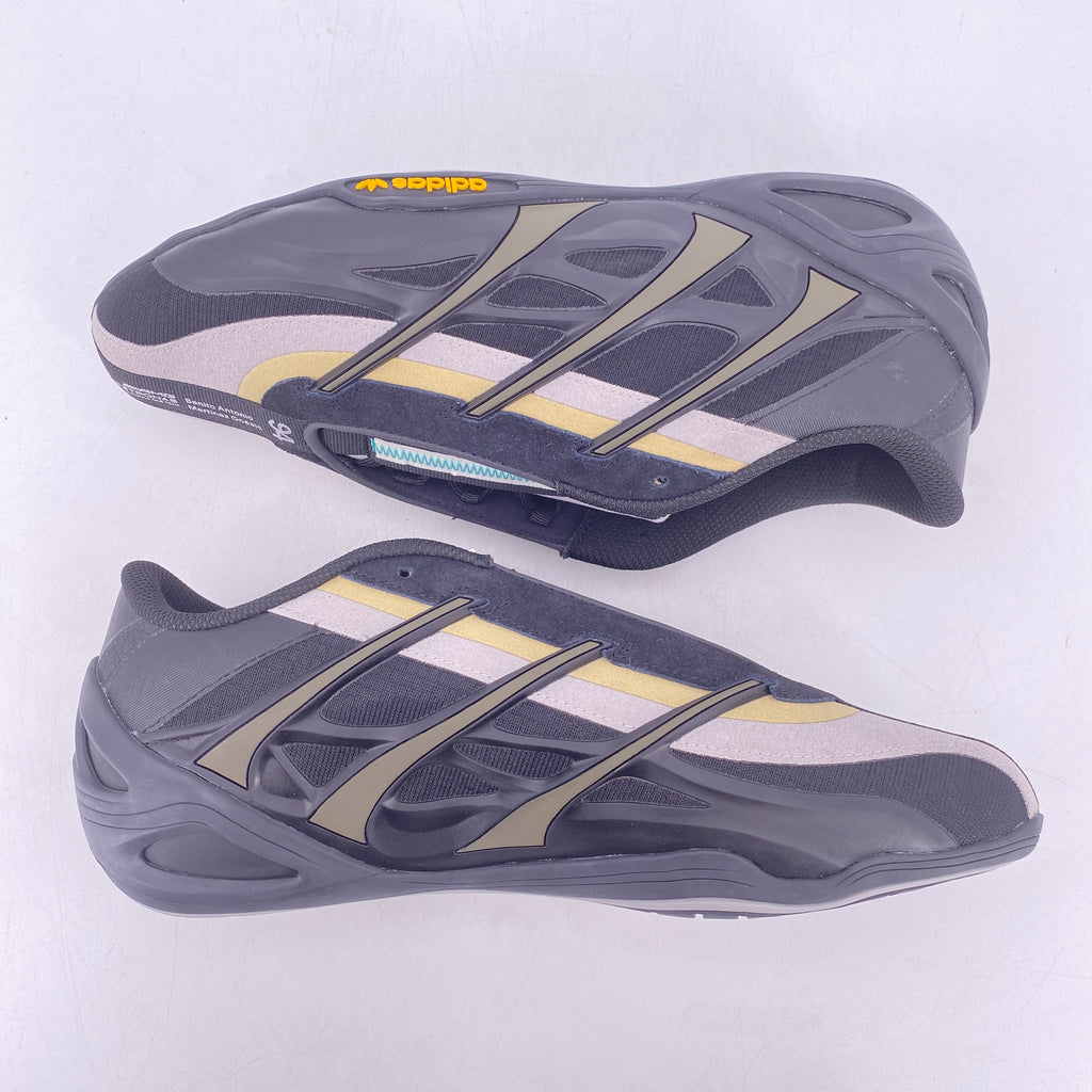 Adidas Adiracer GT "Bad Bunny Mercedes Amg" 2025 New Size 8.5