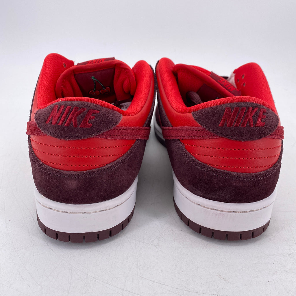 Nike SB Dunk Low "Cherry" 2022 Used Size 10.5