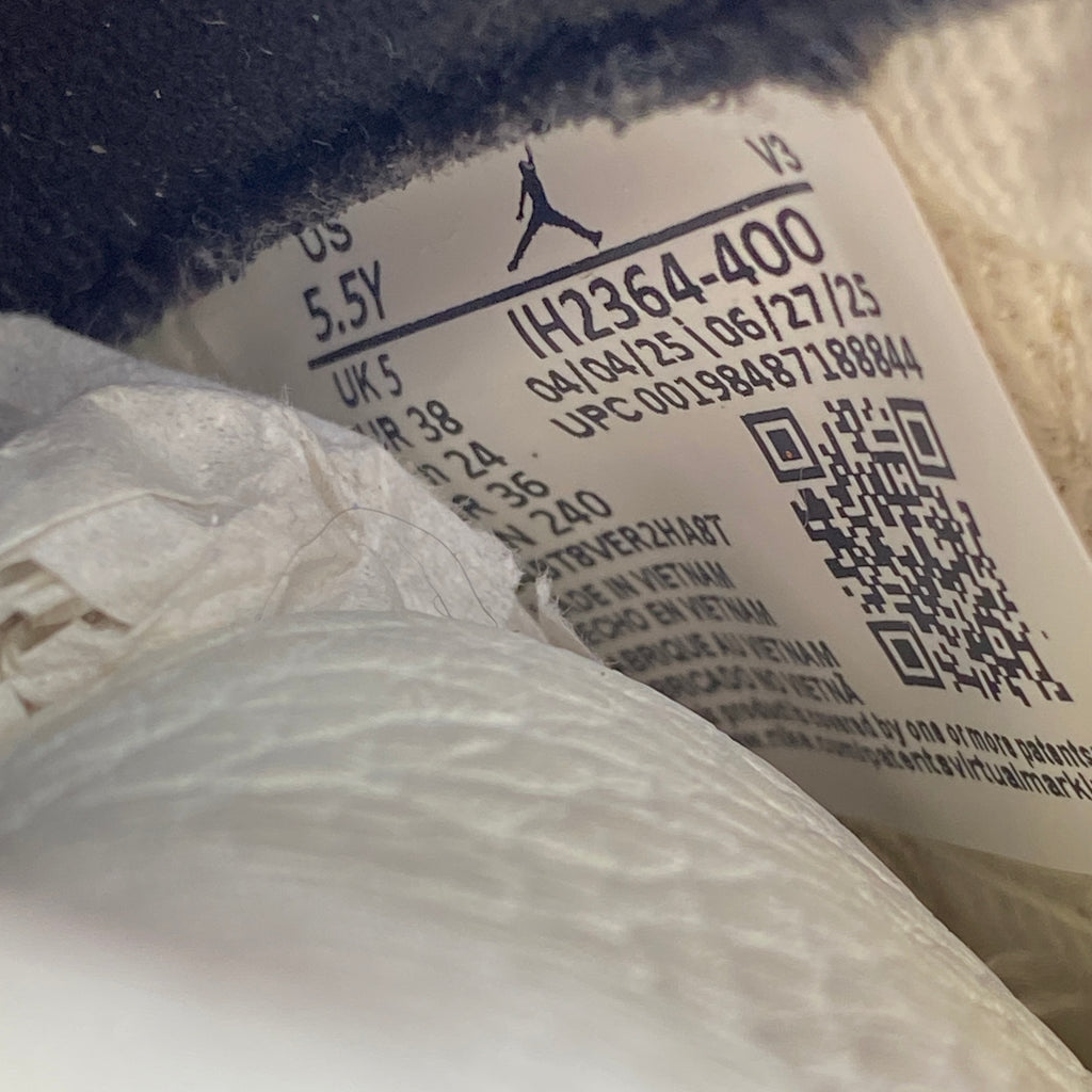 Air Jordan (GS) 11 Retro "Rare Air" 2025 Used Size 5.5Y