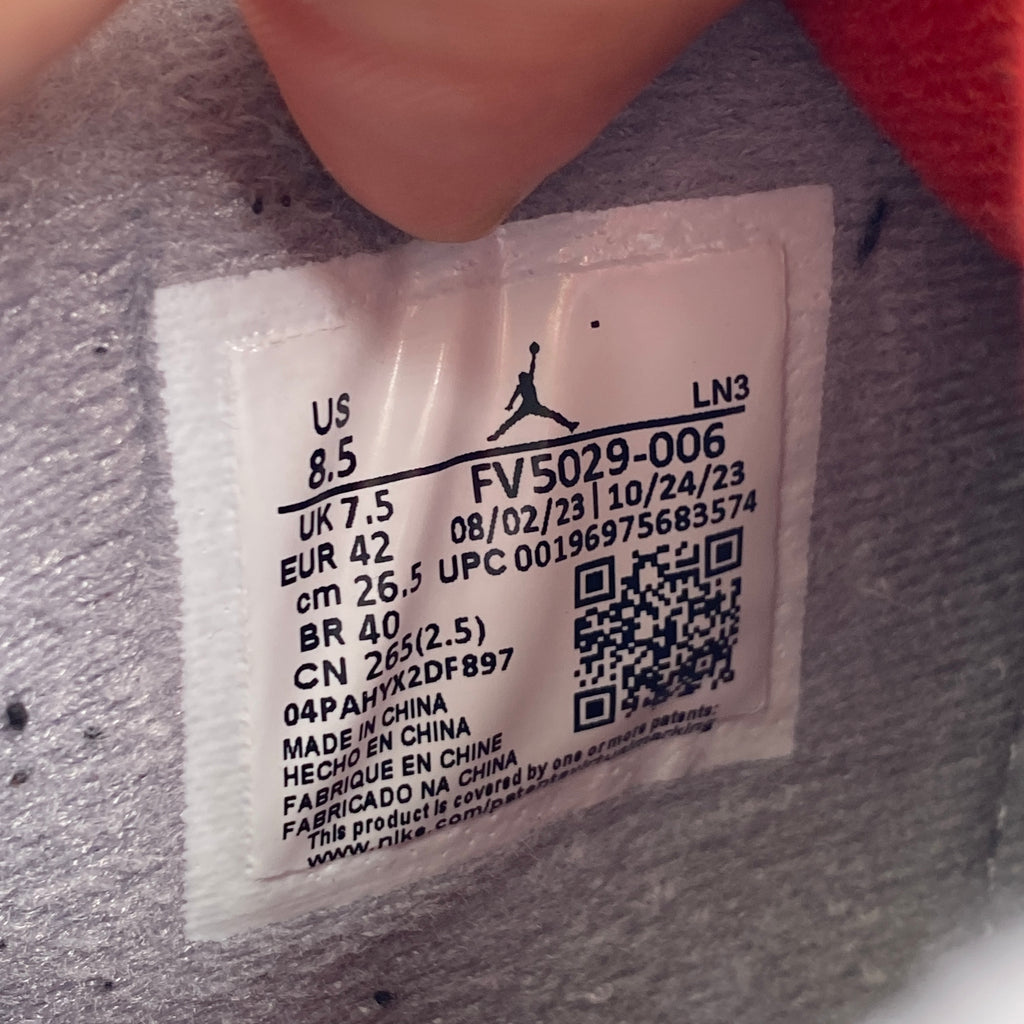 Air Jordan 4 Retro "Bred Reimagined" 2024 Used Size 8.5