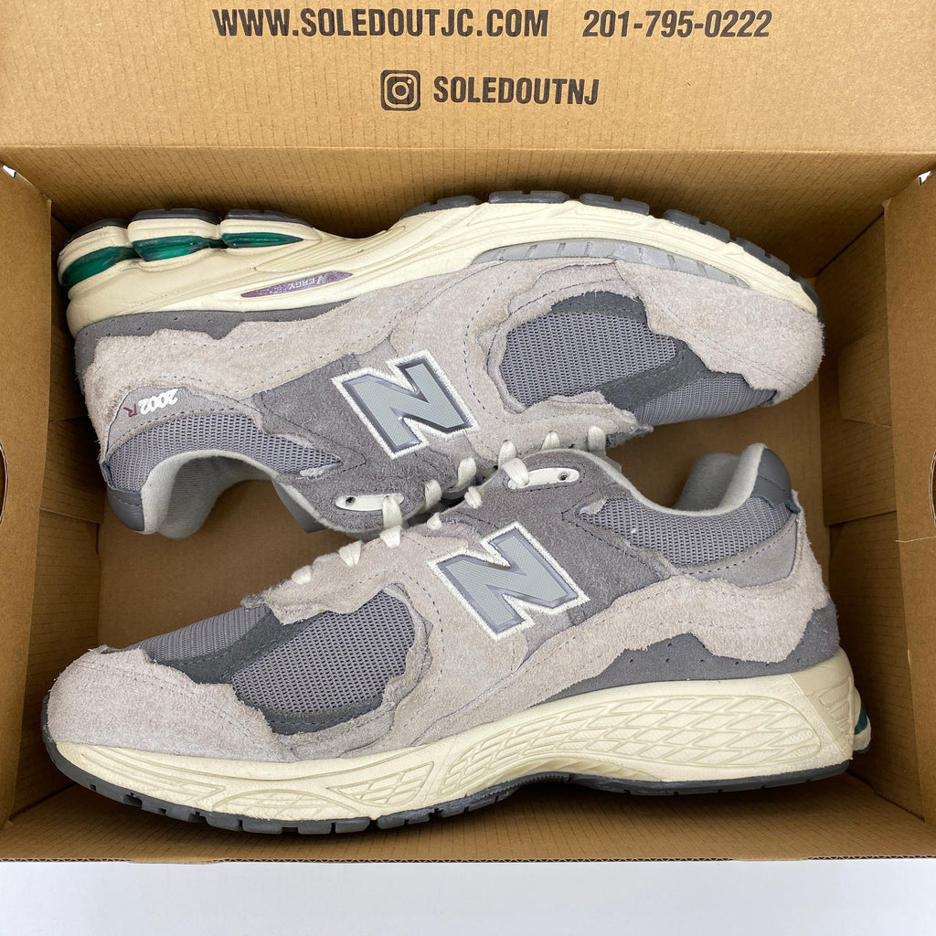 New Balance 2002R "Protection Pack Rain Cloud" 2021 Used Size 10