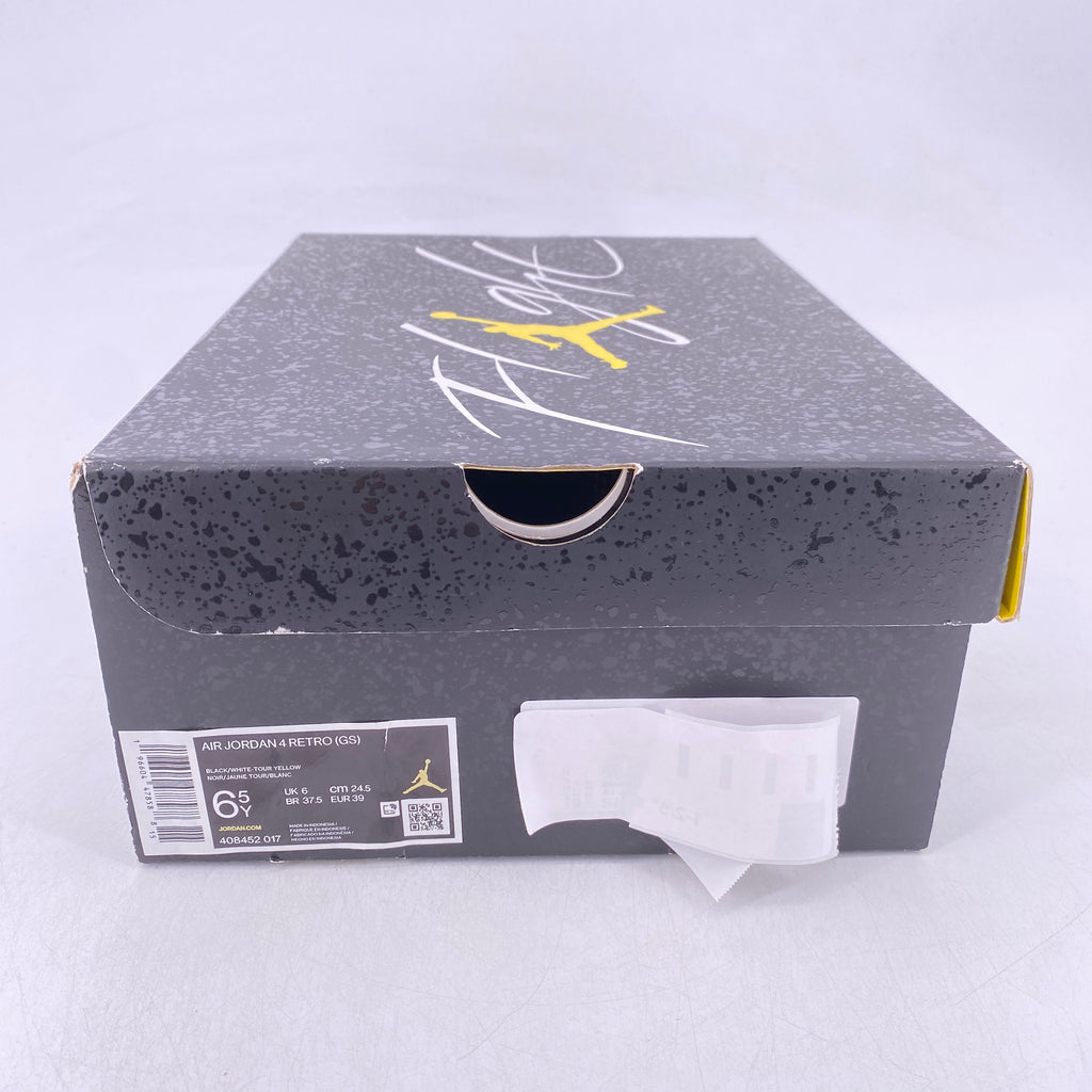 Air Jordan (GS) 4 Retro "Thunder" 2023 Used Size 6.5Y