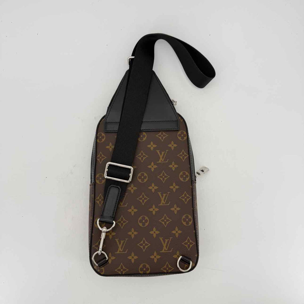 Louis Vuitton Bag "AVENUE SLING BAG" Used Brown