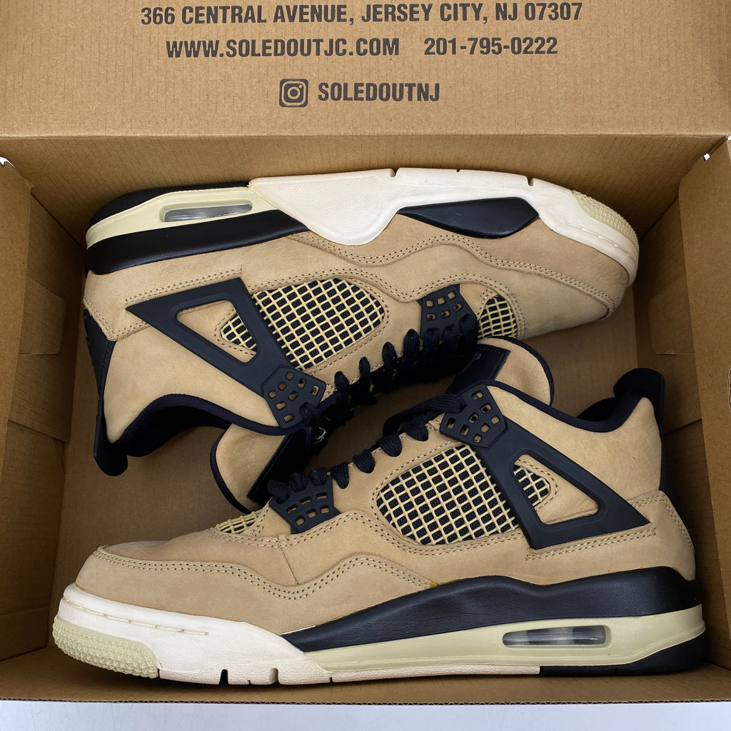 Air Jordan (W) 4 Retro "Fossil" 2019 Used Size 10.5W