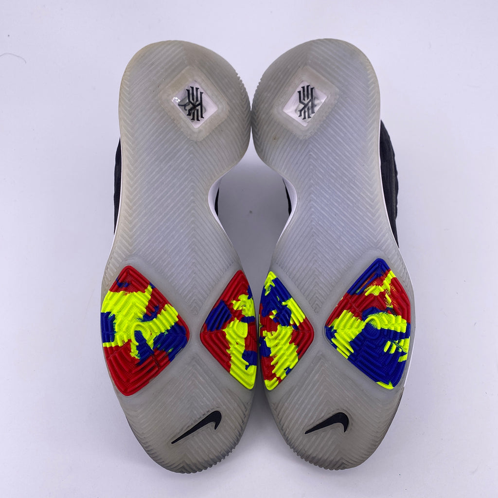Nike Kyrie 3 "Black Multi-Color" 2017 Used Size 9.5