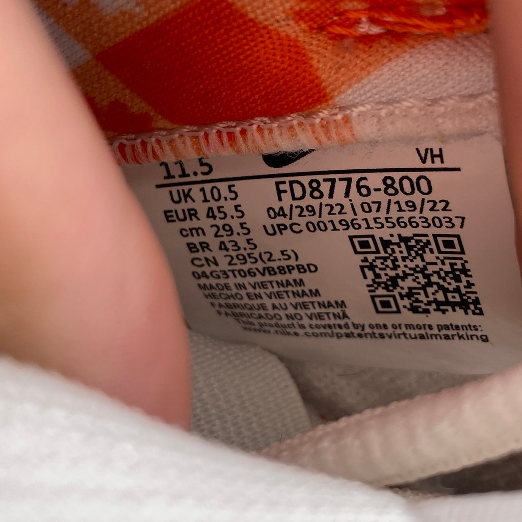 Nike SB Dunk Low "Orange Lobster" 2022 Used Size 11.5