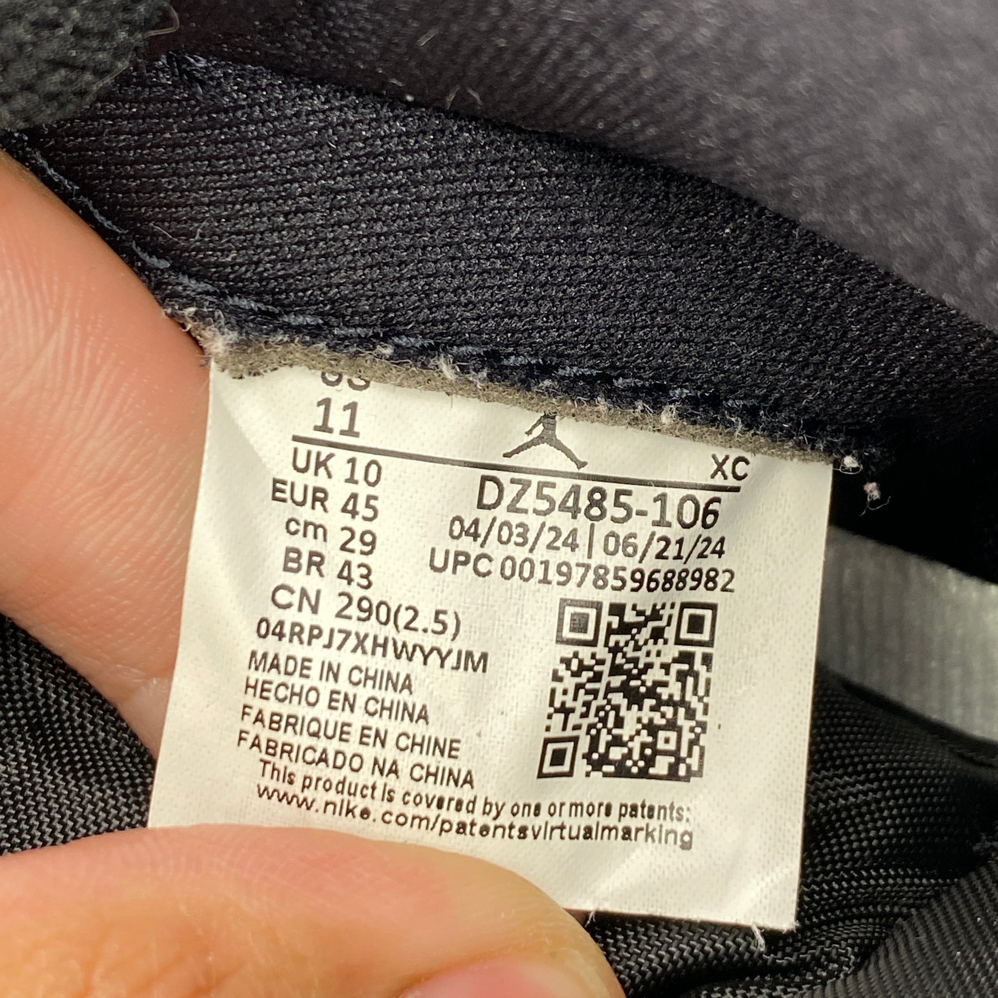 hyperdunk 2016 elite metallic black