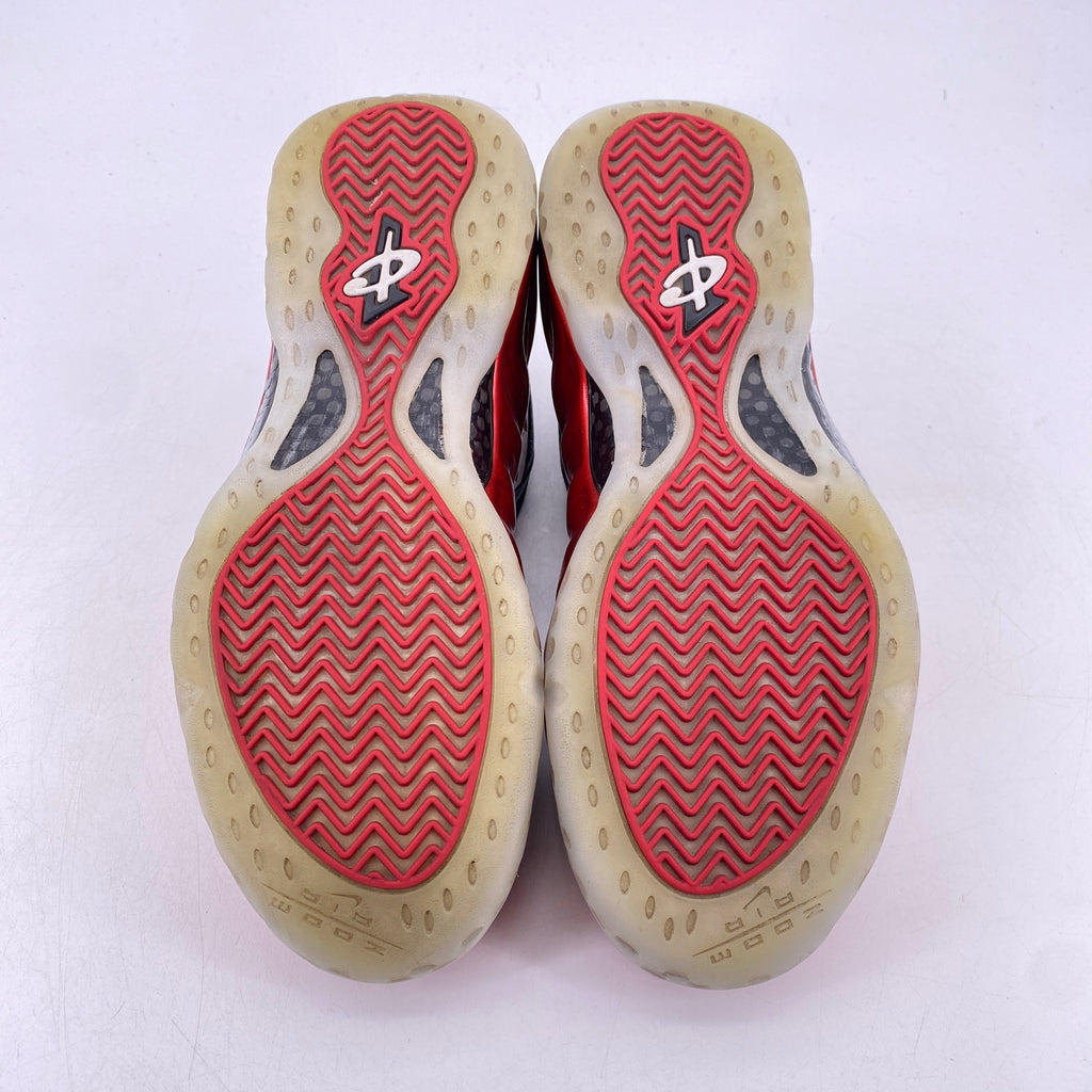 Nike Air Foamposite One "Metallic Red" 2023 Used Size 8