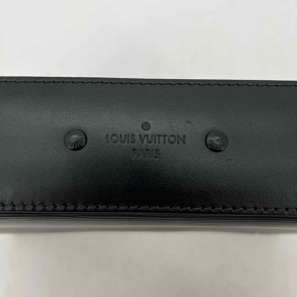 Louis Vuitton Messenger Bag "EPI LEATHER" Used Black Size OS