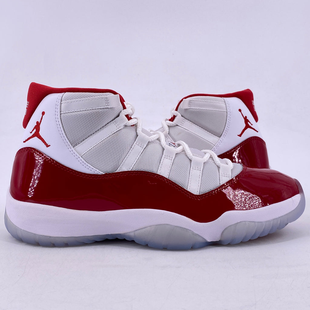 Air Jordan 11 Retro "Cherry" 2022 New Size 11.5