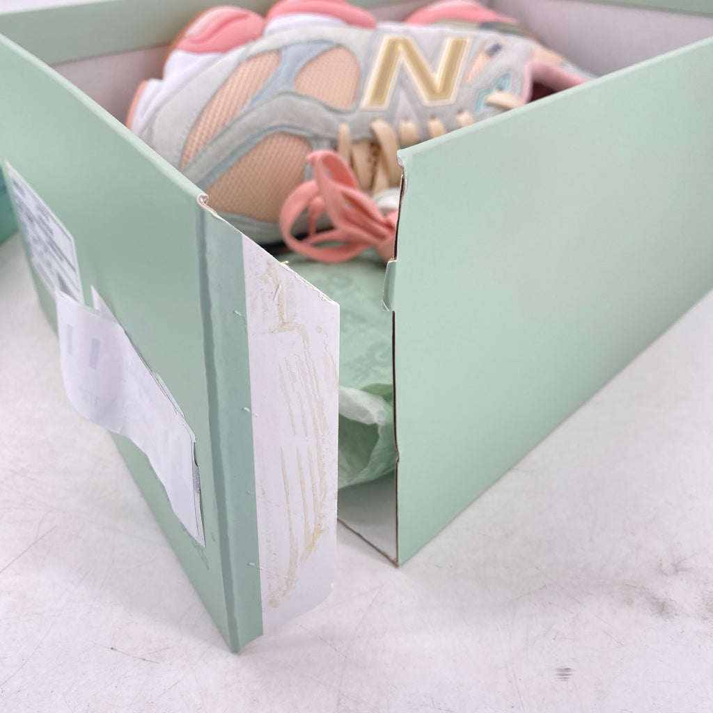 New Balance 9060 "Inside Voices Baby Shower" 2022 Used Size 11