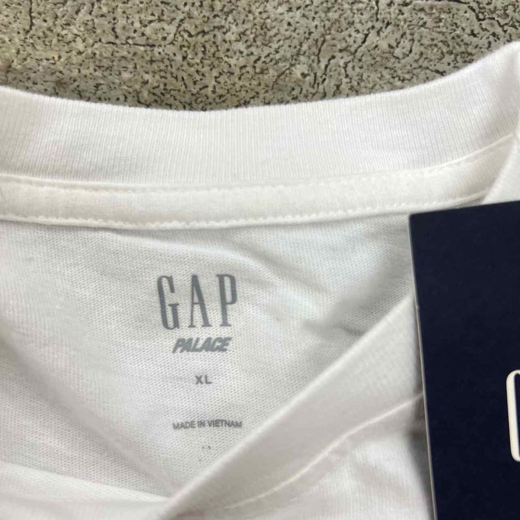GAP T-Shirt "GAP X PALACE" White New Size XL (KIDS)