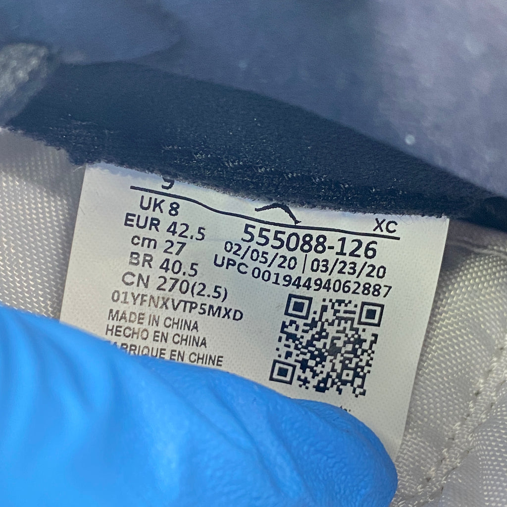 Air Jordan 1 Retro High OG "Light Smoke Grey" 2020 Used Size 9