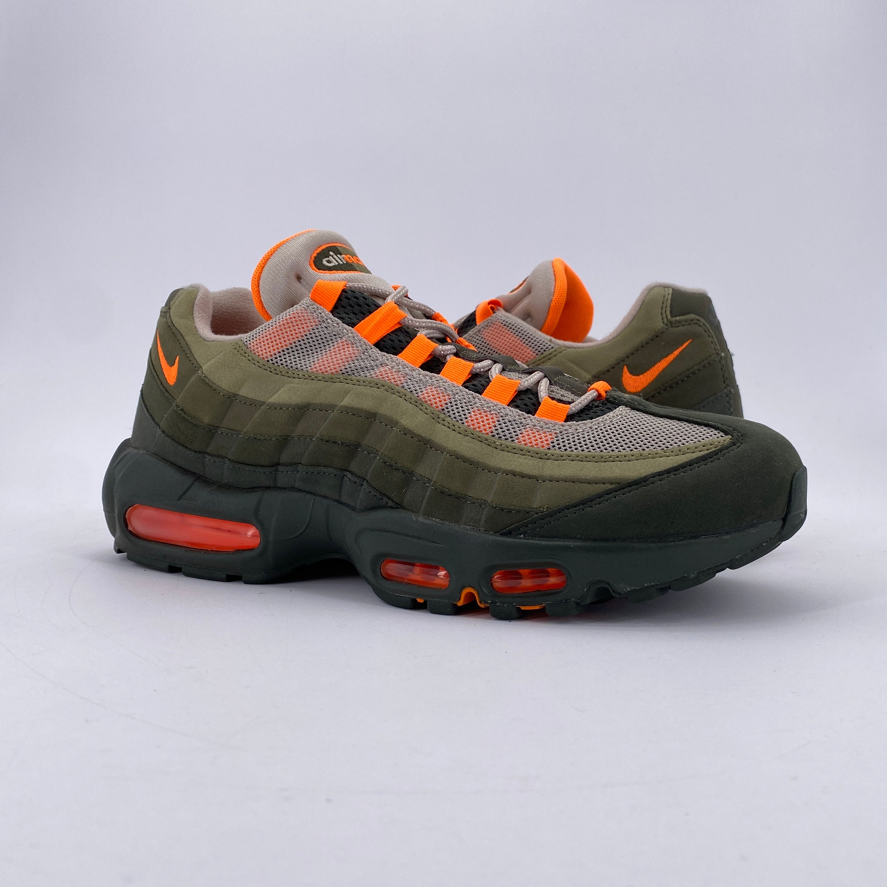 Nike Air Max 95 &quot;Olive Orange&quot; 2018 Used Size 10.5