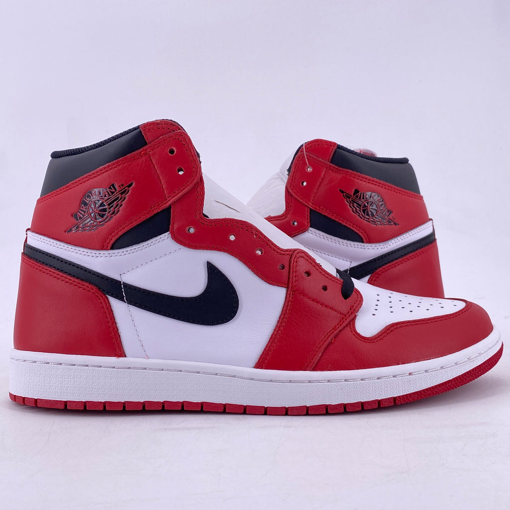 Air Jordan 1 Retro High OG "Chicago" 2015 New Size 13