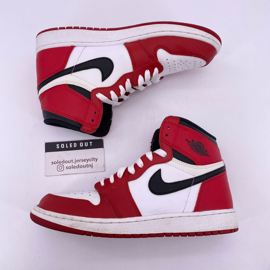Air Jordan (GS) 1 Retro High "Chicago" 2015 Used Size 7Y