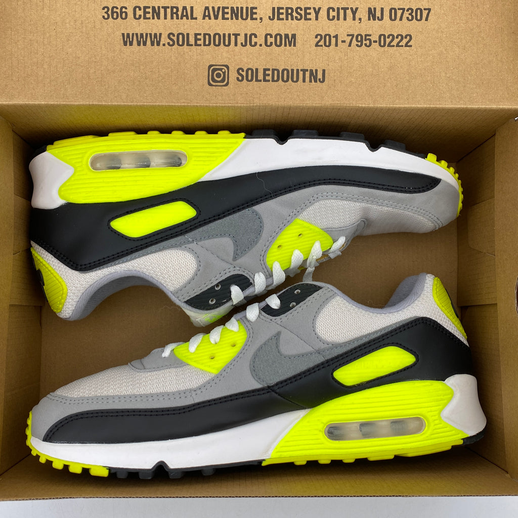 Nike Air Max 90 "Og Volt" 2020 Used Size 11.5
