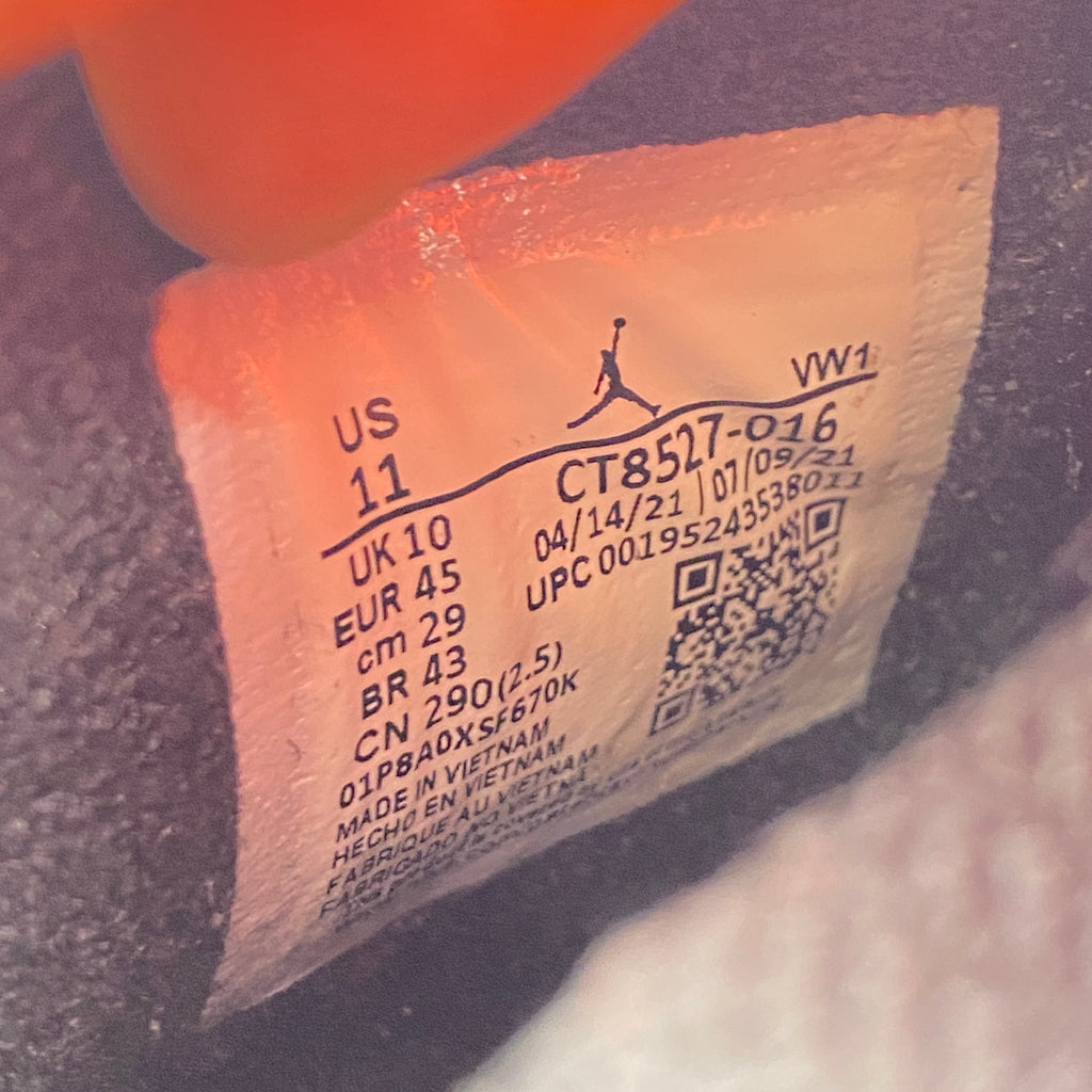 Air Jordan 4 Retro "Red Thunder" 2022 Used Size 11