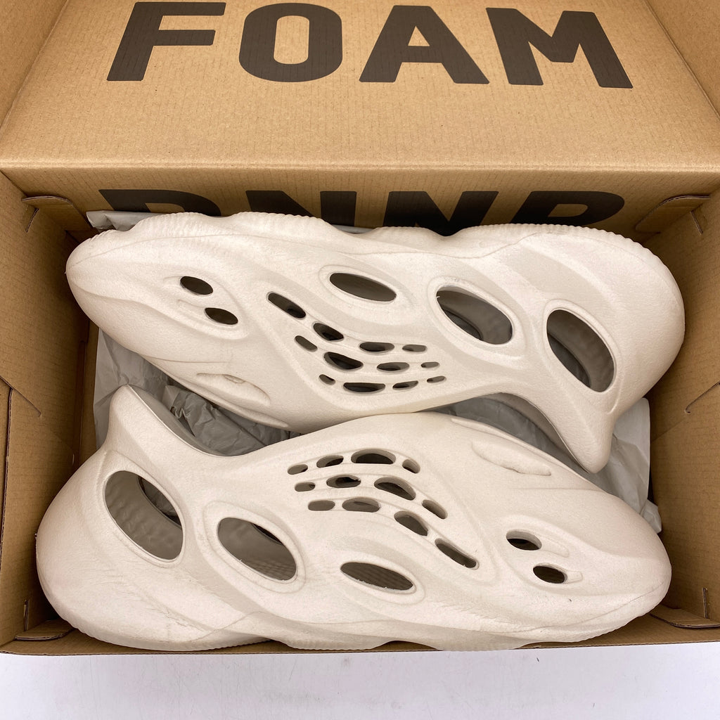 Yeezy Foam RNNR "Sand" 2021 Used Size 11