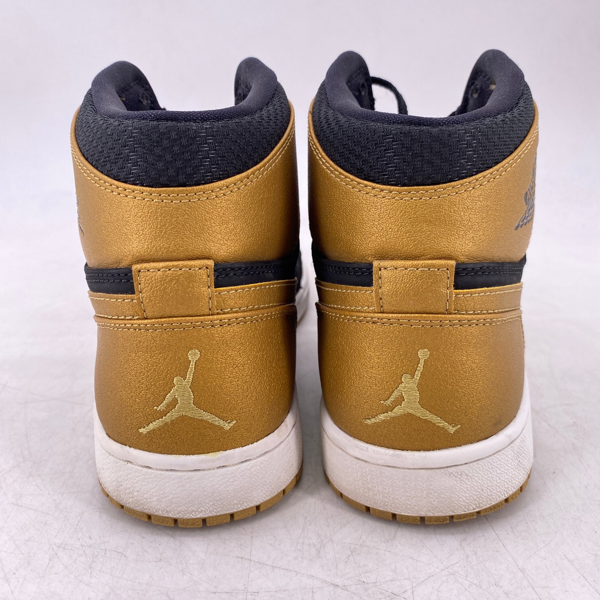 Air Jordan 1 Retro High &quot;Melo Pe&quot; 2014 Used Size 9