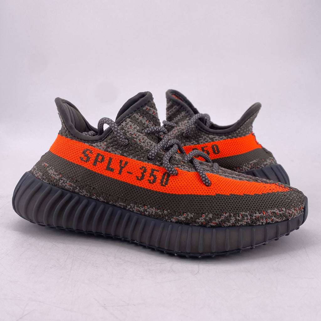 Yeezy 350 v2 "Carbon Beluga" 2024 Used Size 4.5