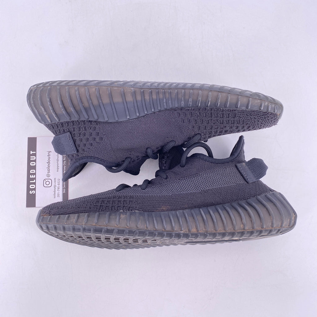 Yeezy 350 v2 "Onyx" 2022 Used Size 7