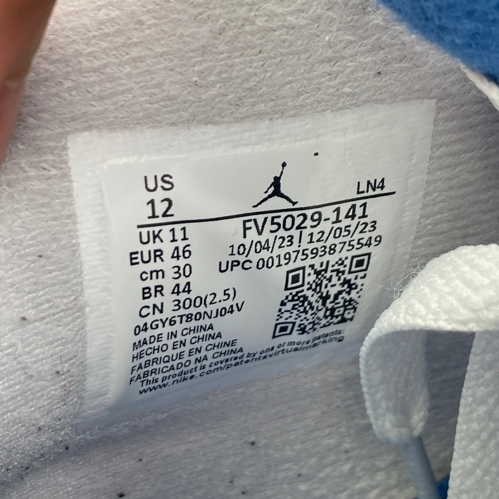 Air Jordan 4 Retro "Military Blue" 2024 Used Size 12