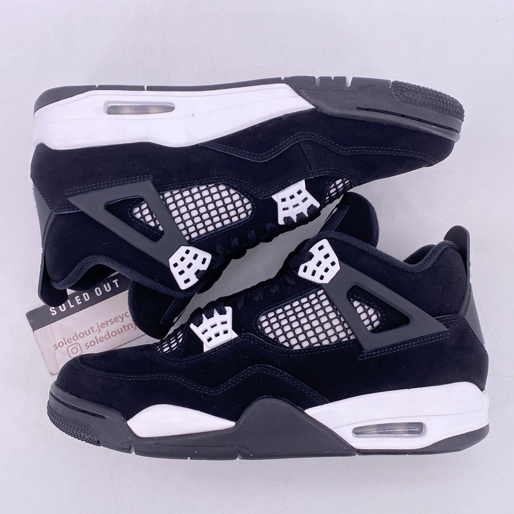 Air Jordan 4 Retro "White Thunder" 2024 Used Size 9.5