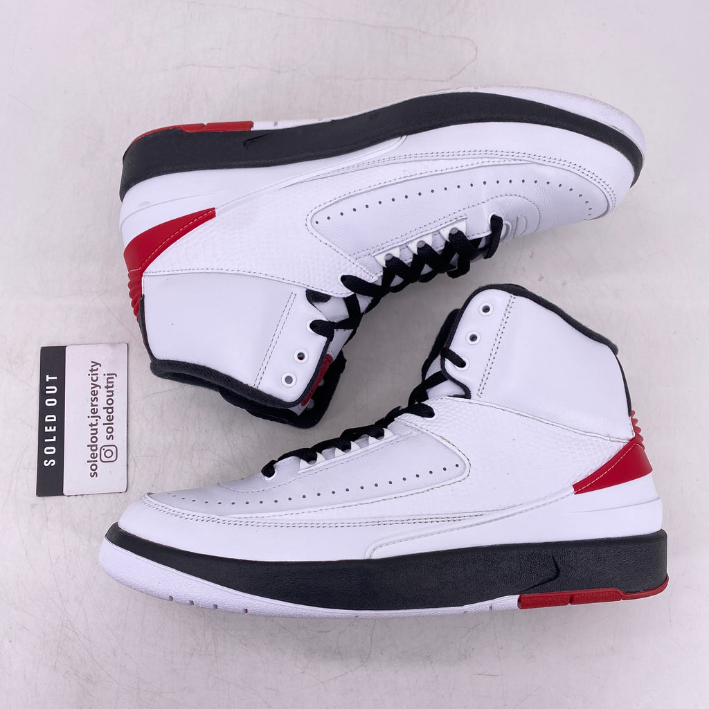 Air Jordan 2 Retro "Chicago" 2024 Used Size 9