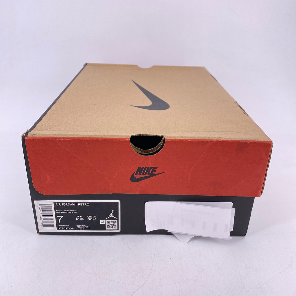 Air Jordan 11 Retro "Bred" 2019 Used Size 7