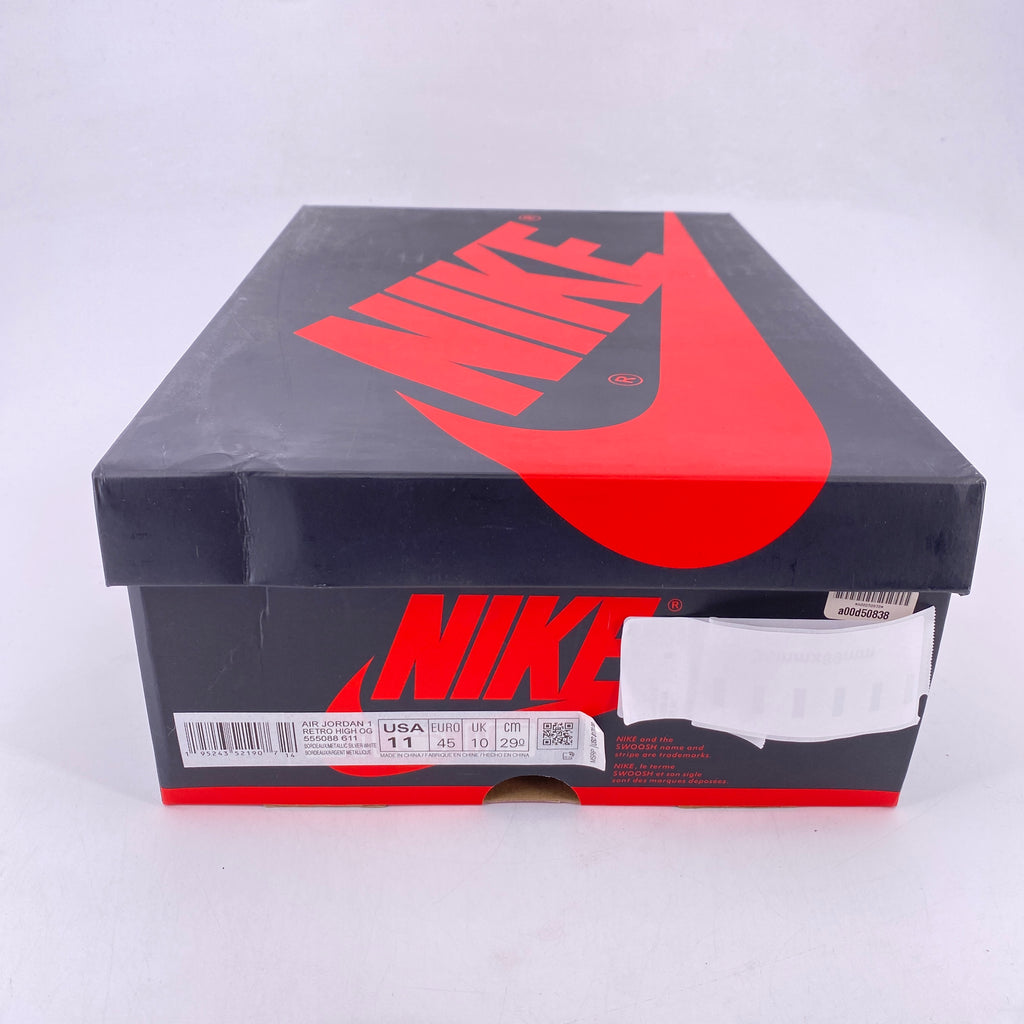 Air Jordan 1 Retro High OG "Bordeaux" 2021 Used Size 11