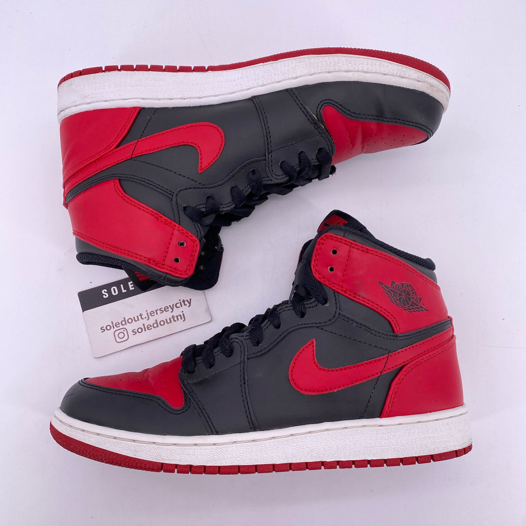 Air Jordan (GS) 1 Retro High "Bred" 2013 Used Size 7Y