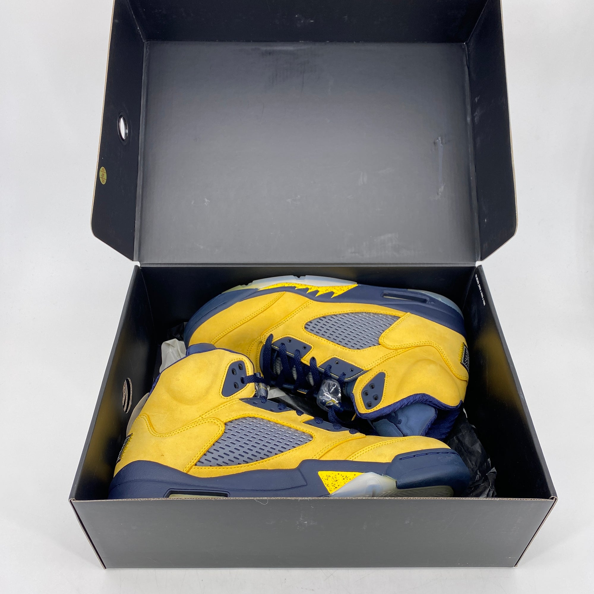 Air Jordan 5 Retro &quot;Michigan&quot; 2019 Used Size 12