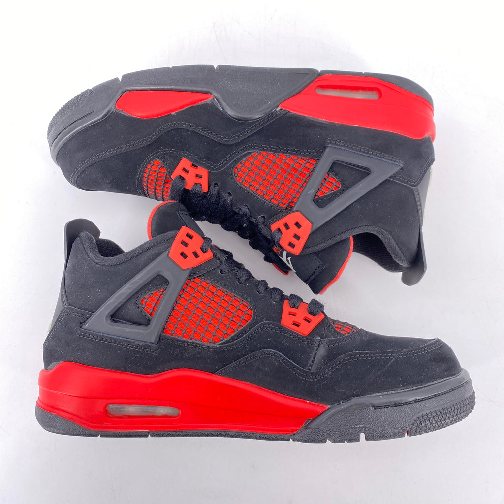 Air Jordan (GS) 4 Retro "Red Thunder" 2022 Used Size 6.5Y