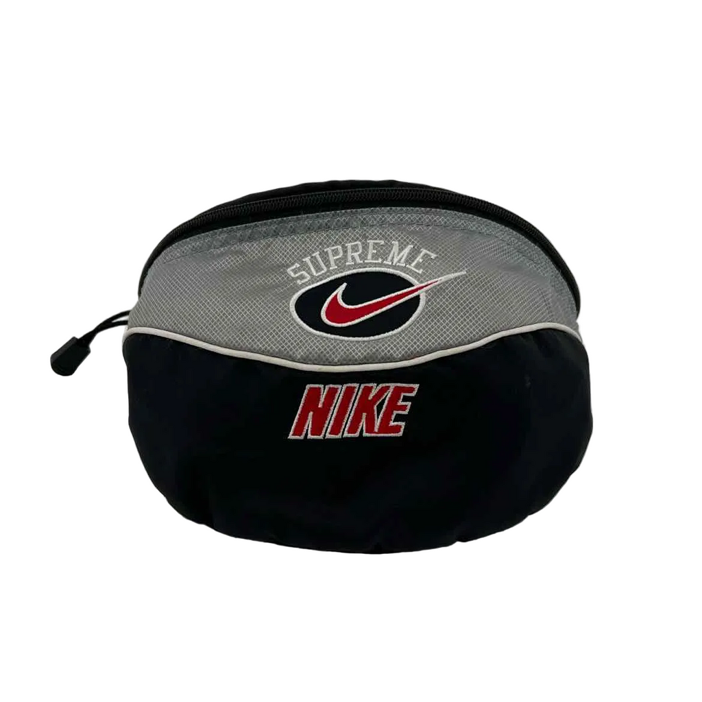 Supreme Waist Bag "SUPREME NIKE" Used Silver Size OS