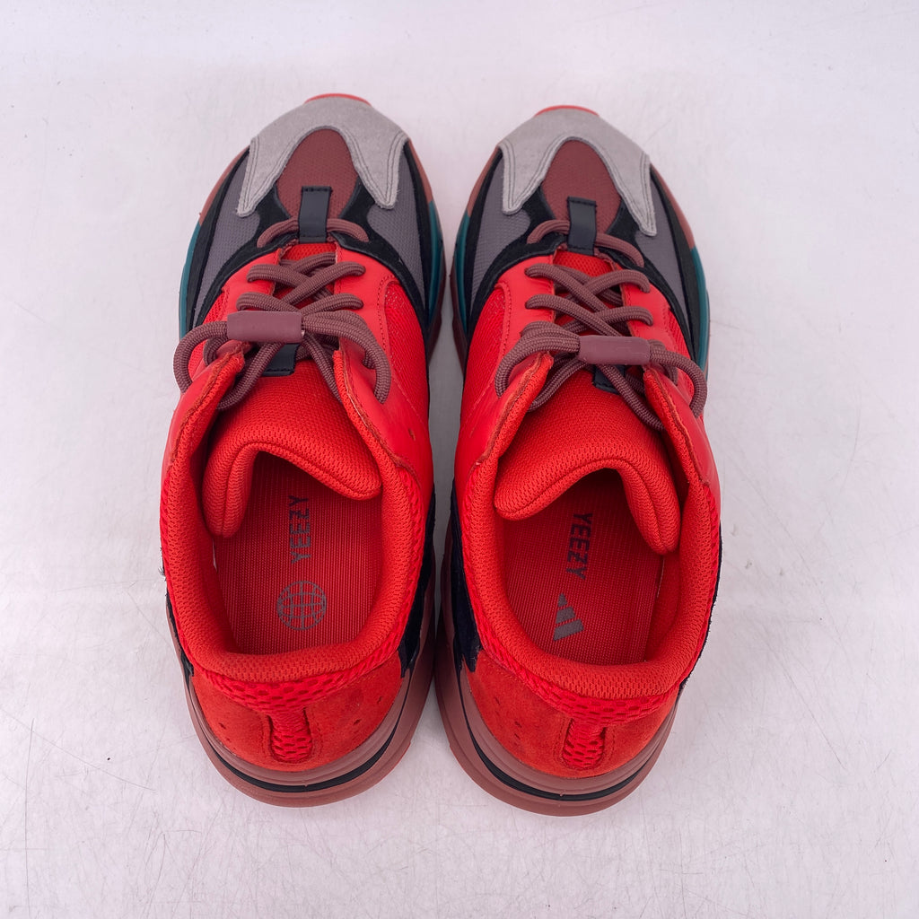 Yeezy 700 "Hi-Res Red" 2022 Used Size 12