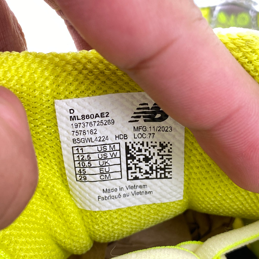 New Balance 860v2 "Ald Yellow" 2024 Used Size 11