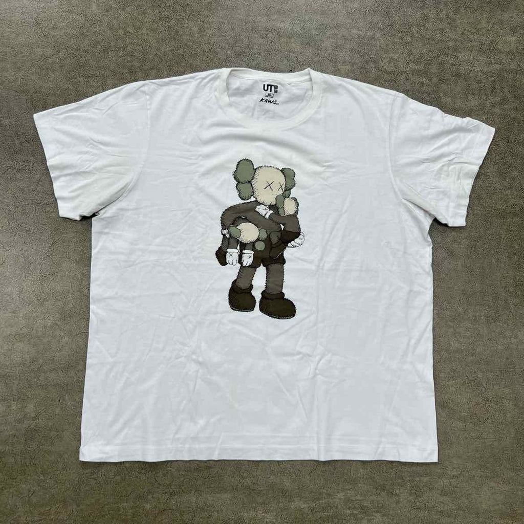 Uniqlo T-Shirt "CLEAN SLATE" White Used Size 2XL