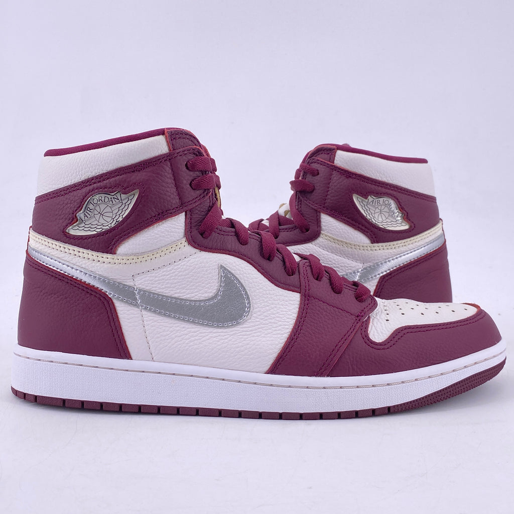 Air Jordan 1 Retro High "Bordeaux" 2021 Used Size 12