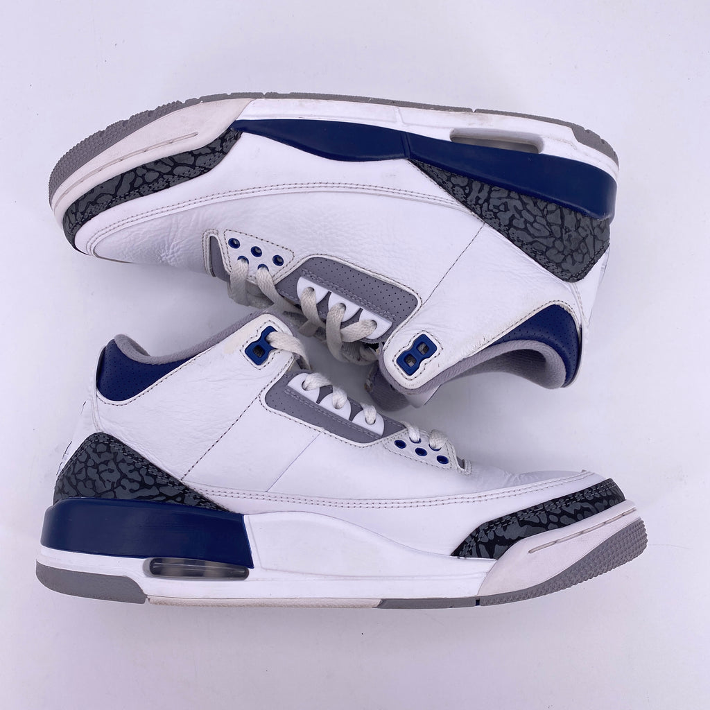 Air Jordan 3 Retro "Midnight Navy" 2023 Used Size 9.5