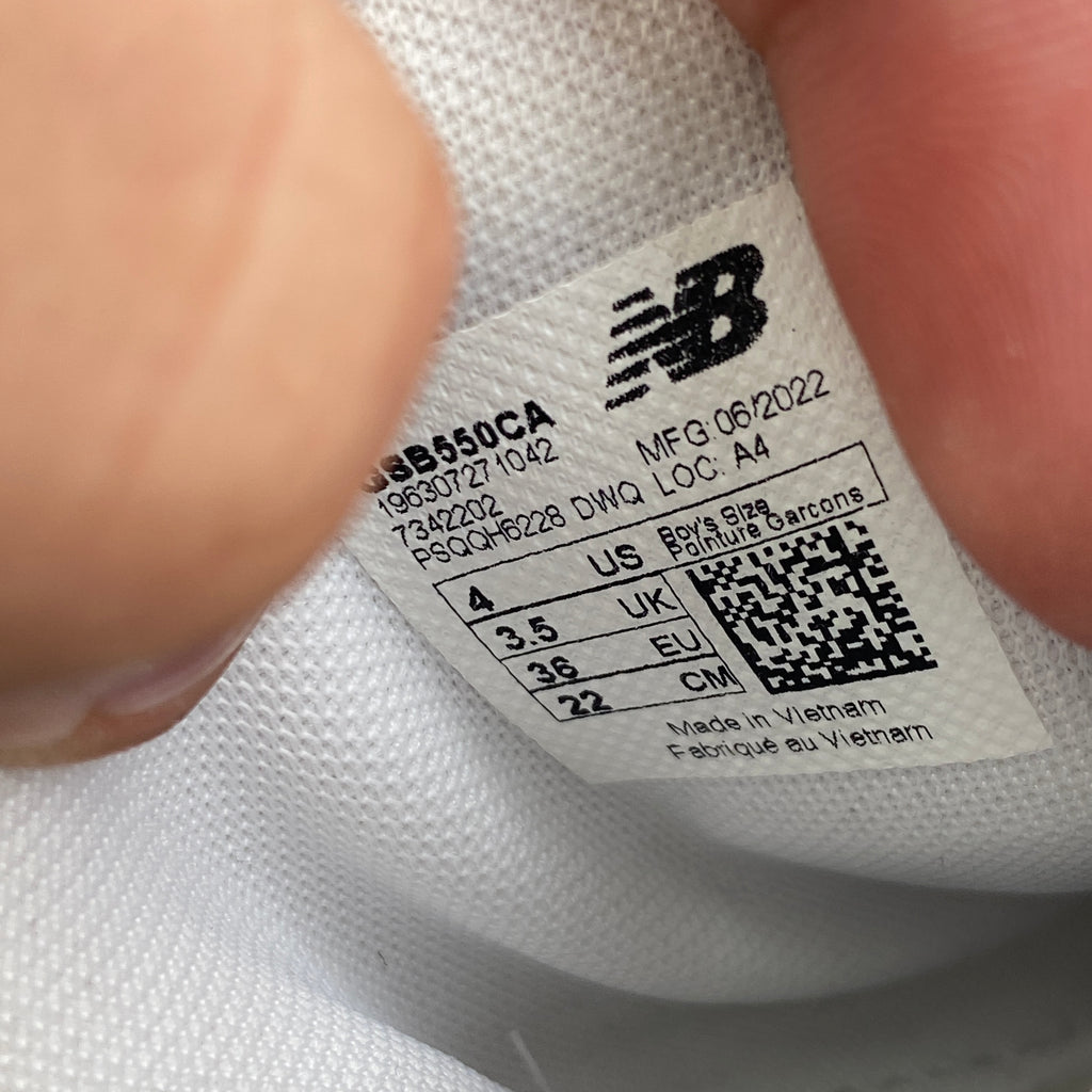 New Balance (GS) 550 "White Black" 2023 Used Size 4Y