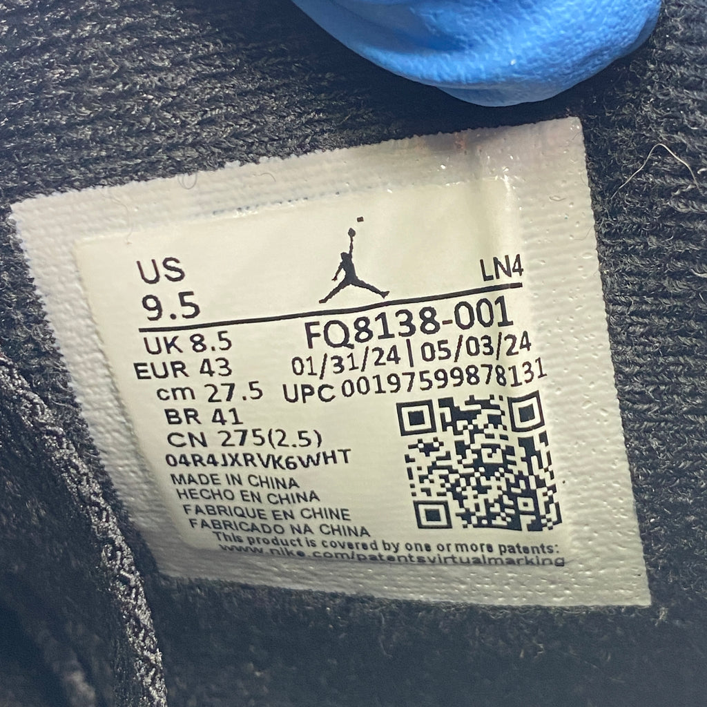 Air Jordan 4 Retro "White Thunder" 2024 Used Size 9.5