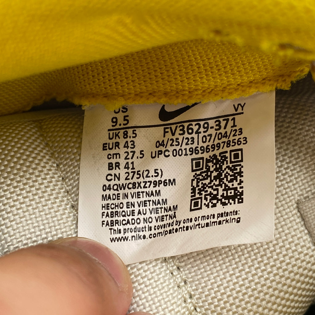 Nike Dunk Low Retro PRM "Cargo Khaki Vivid Sulfur" 2023 Used Size 9.5