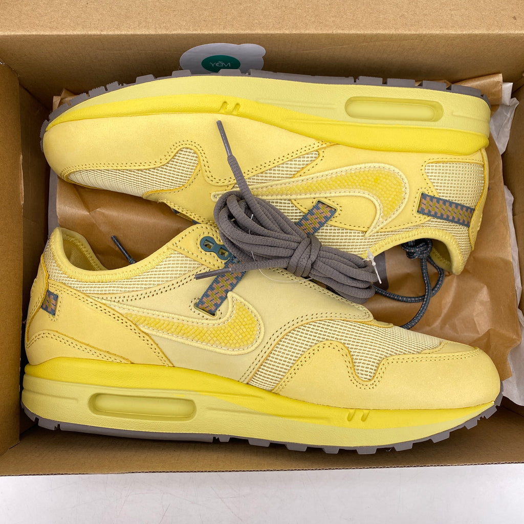 Nike Air Max 1 "Saturn Gold" 2022 Used Size 9.5