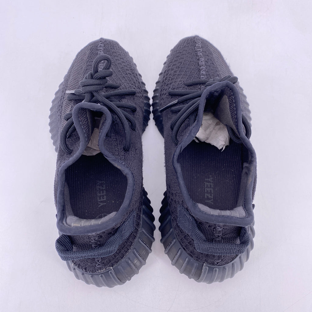 Yeezy 350 v2 "Onyx" 2022 Used Size 7
